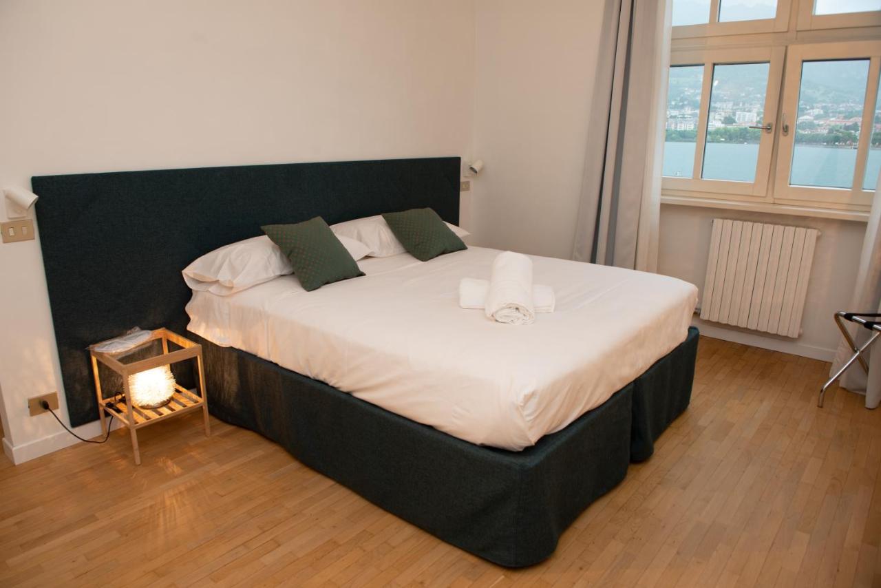 Little Marina Apartment Malgrate Eksteriør bilde